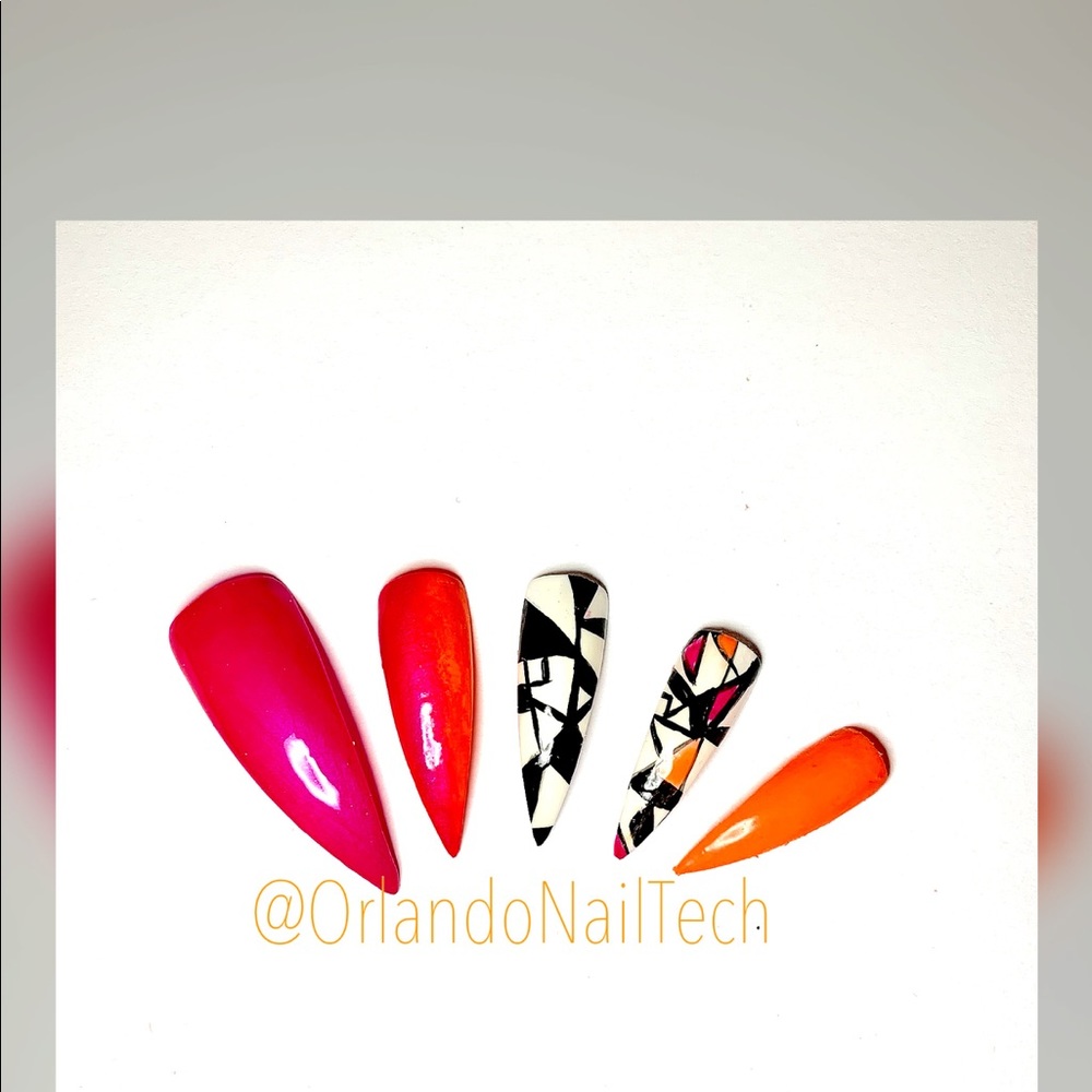 Custom press on nails with hand painted art - Picture 1 of 2